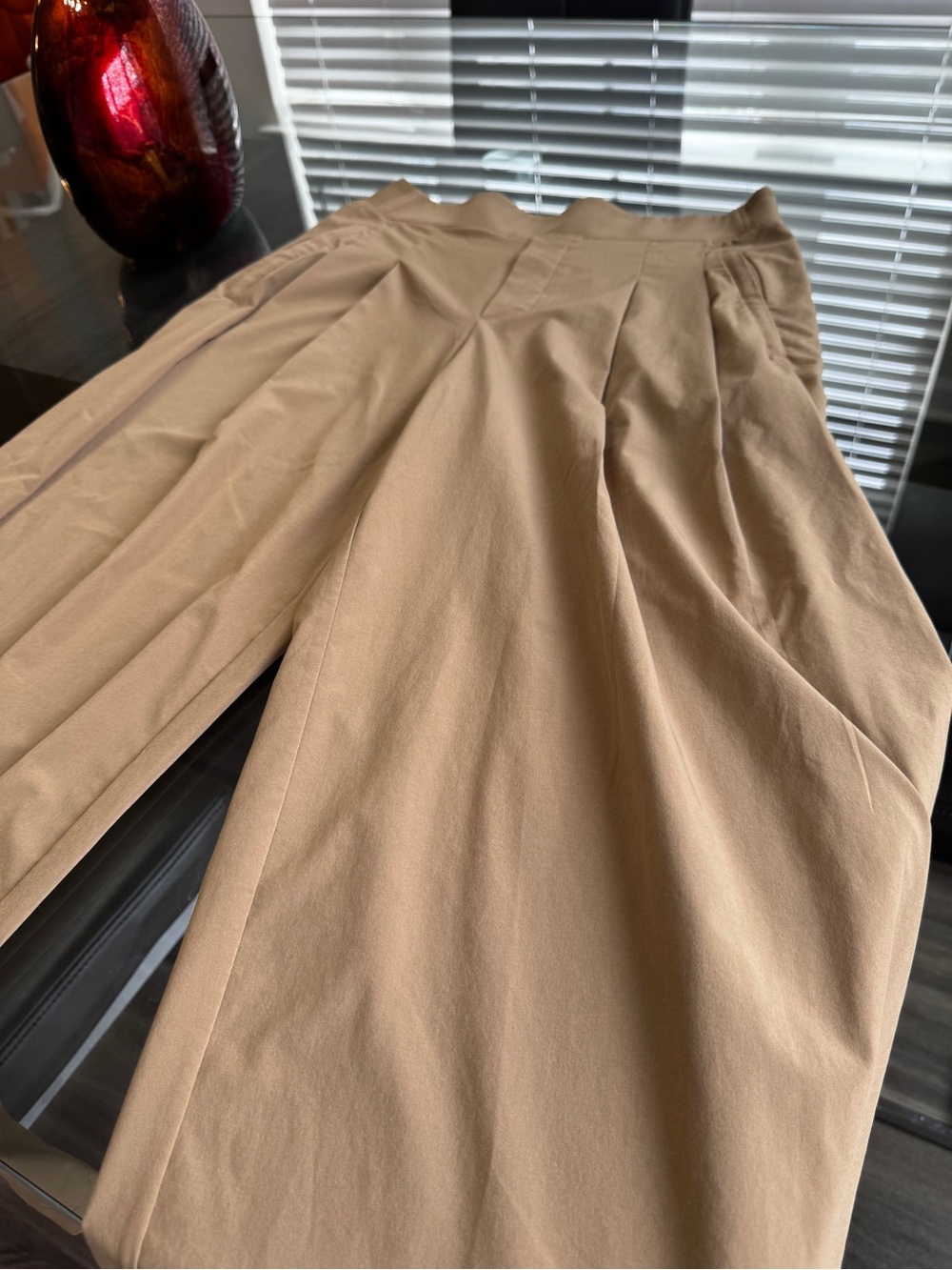 Athleta Beige Wide-Leg Pleated Pants - Picture 3 of 16
